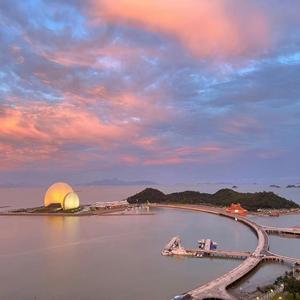 男朋友🐔好大c了我小说
